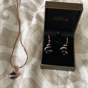 Necklace earring set